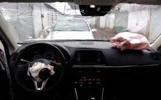 Снять блок подушек безопасности